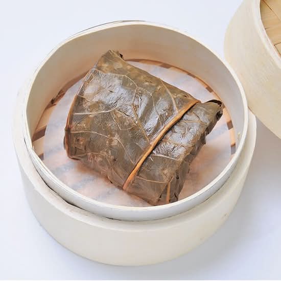 Sticky Rice with Meat (1 pc)