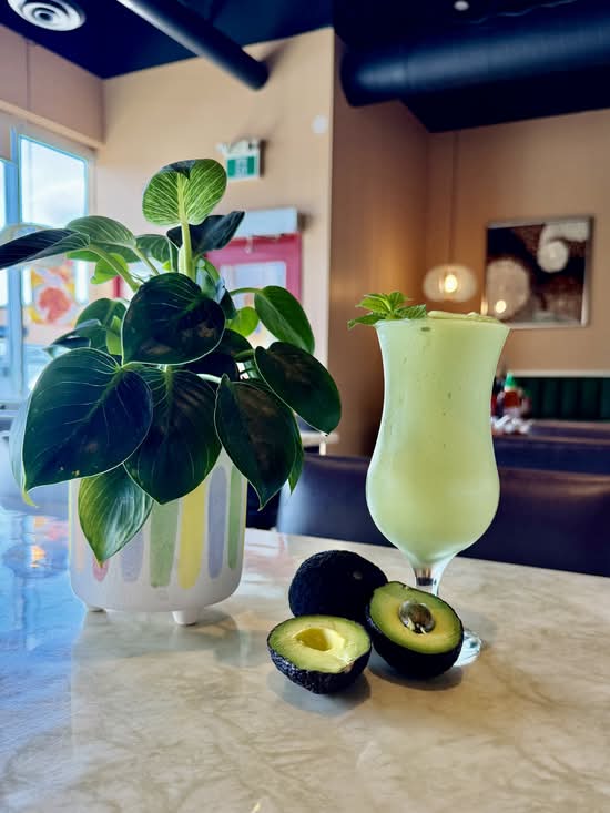 791.Avocado Milkshake (Sinh Tố Bơ)
