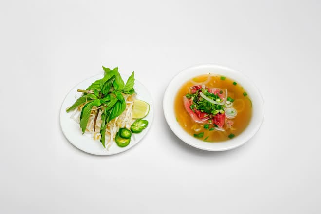 Pho with Sliced Steak (Pho Tai)