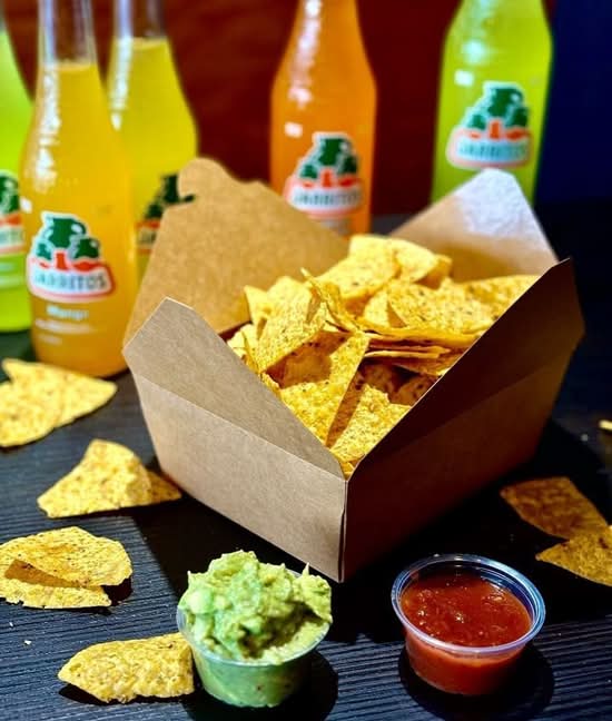 Chips & Guacamole