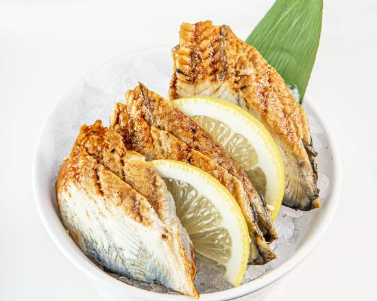 Eel Sashimi (3pc)