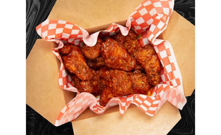 Breaded Chicken Wings (10 Pcs)