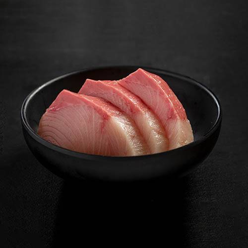 Yellowtail Sashimi (3 pcs)