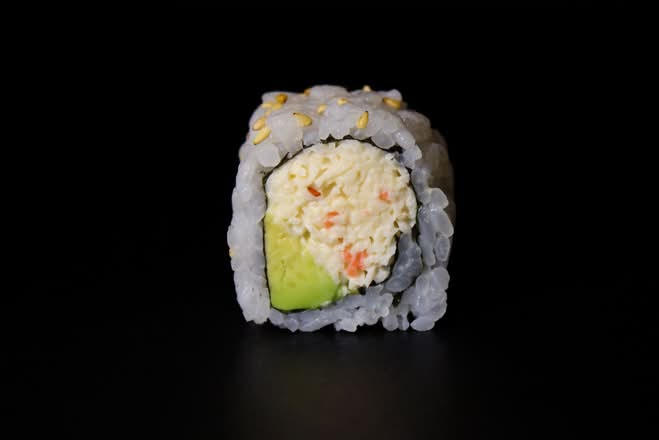 Crab Avocado Maki (8pcs)