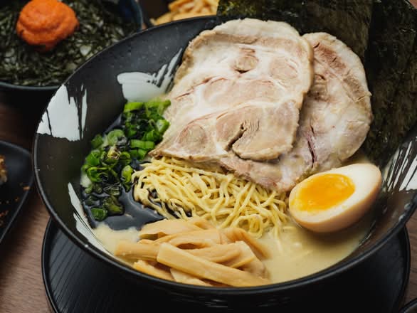 Black Tonkotsu