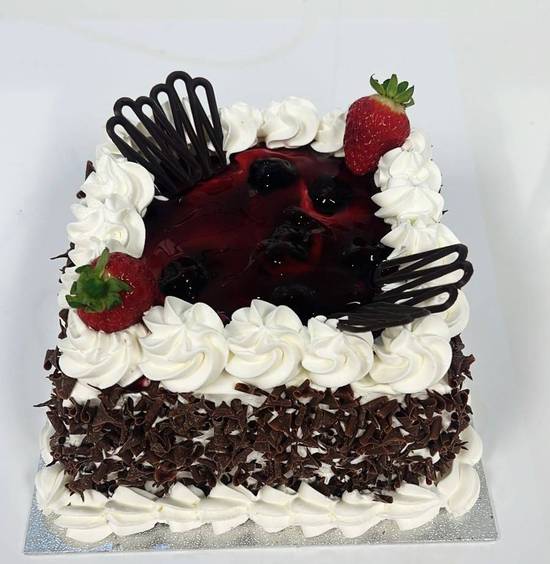 Black Forest Cake  Sq 6''