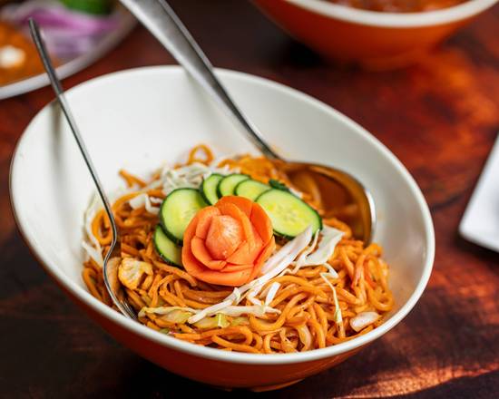 Vegetable Hakka Noodles