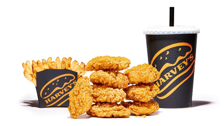 Chicken Nuggets (8) Combo 1000-1400 cals