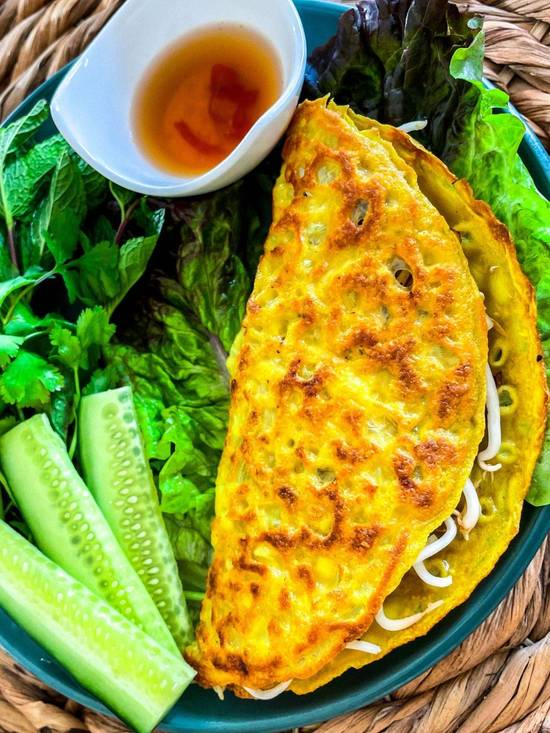Vietnamese Crepe ( Bánh Xèo Chay)