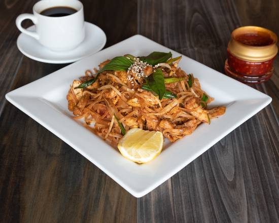 10-Pad thai au poulet / Chicken Pad Thai