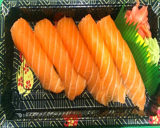 Salmon Sushi 5Pcs