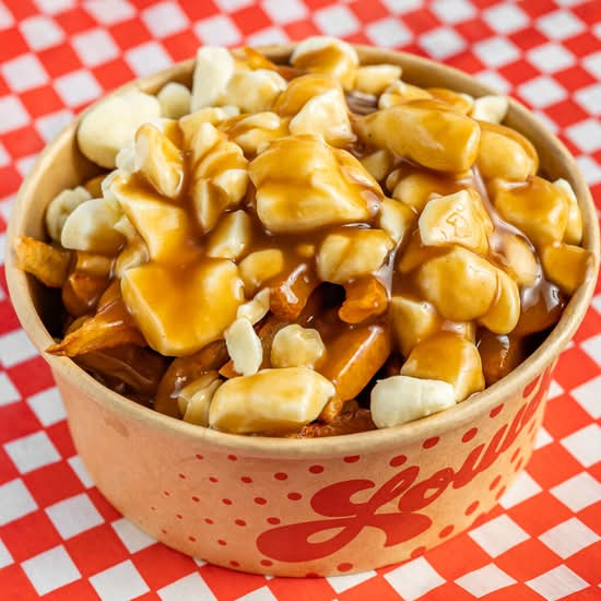 Grande poutine / Large poutine