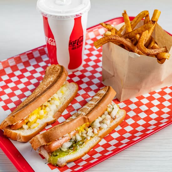 Trio 2 hot dogs / Trio 2 hot dogs
