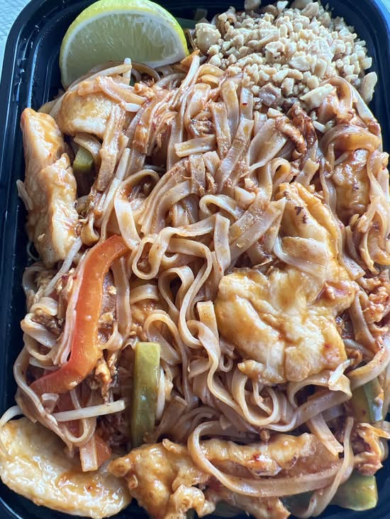 Chicken Pad Thai
