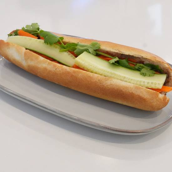 BANH MI BOEUF/ BEEF AVEC BOISSON