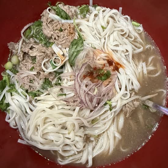 P4. Pho Tai