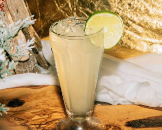 D12. Freshly Squeezed Lime w/ Ice (Nuoc Chanh Da)