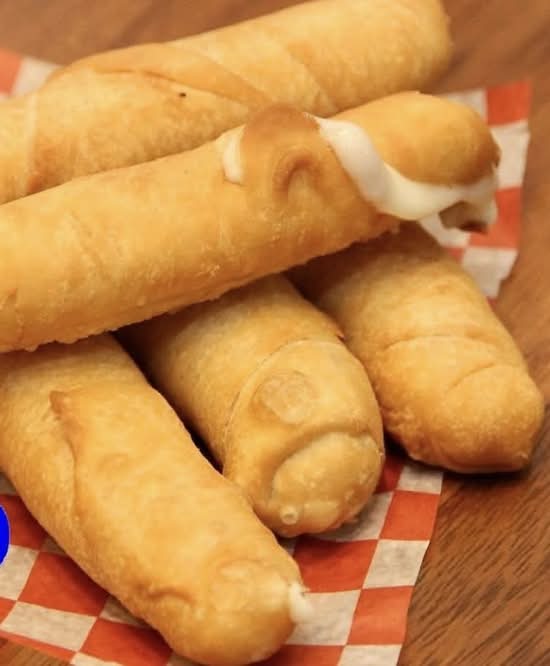 Tequeños (cheese sticks)