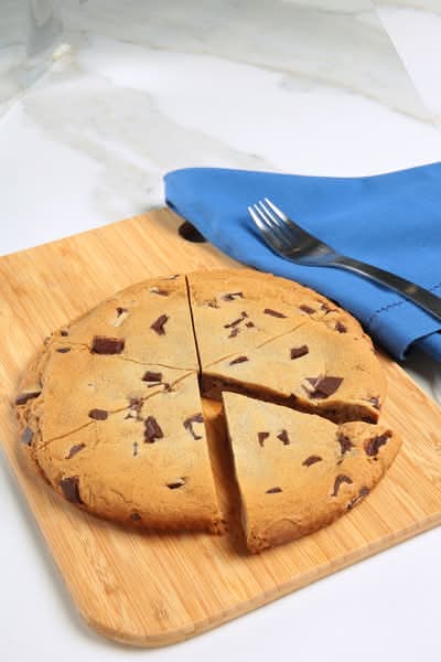 Giant Chocolate Chip Cookie