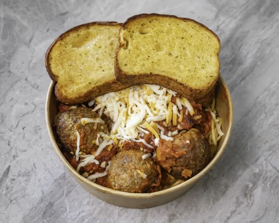 Spaghetti Al Dente with Meatballs