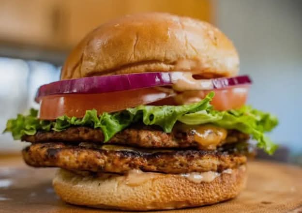 Smashed chicken burger