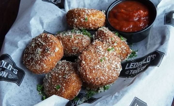 Fried Mac + Cheese Bites