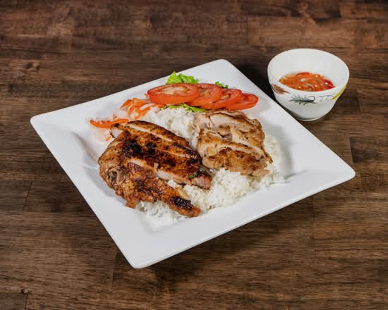 Grill Chicken and Pork Chop on Steam Rice