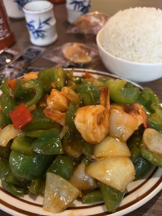 50. Crevettes aux piments / Shrimp with Pepper