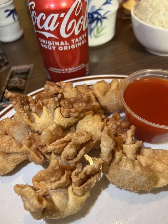 8. Wonton frits / Deep Fried Wonton