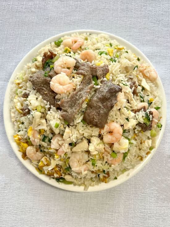 80. Riz frit style cantonais / Cantonese Fried Rice