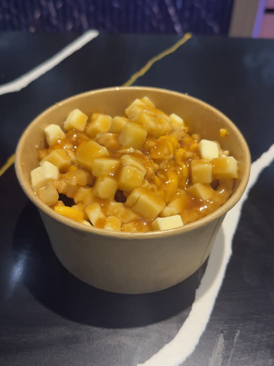 Classic Poutine