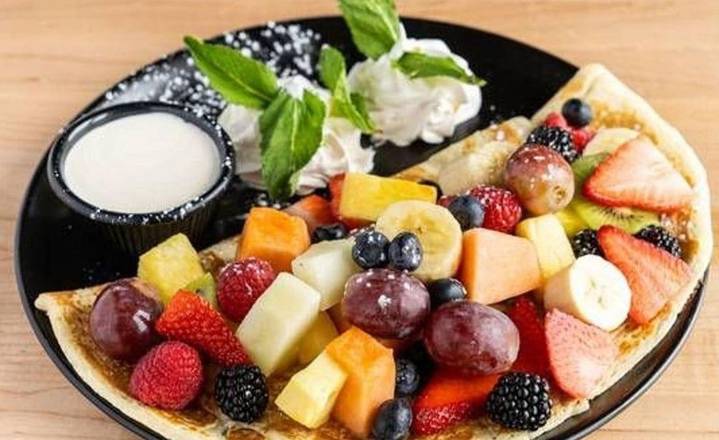 Crêpe aux fruits frais / Fresh Fruits Crepe