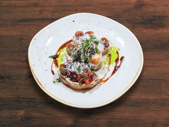 LORI’S BRUSCHETTA