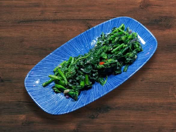 SIDE GARLIC FRIED RAPINI