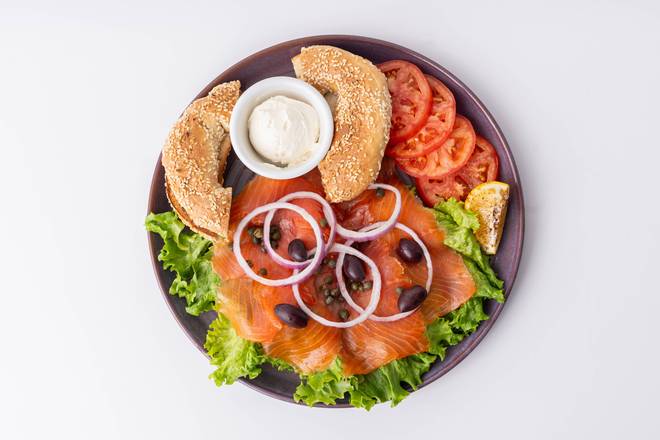 Bagel au saumon fumé / Bagel with Smoked Salmon