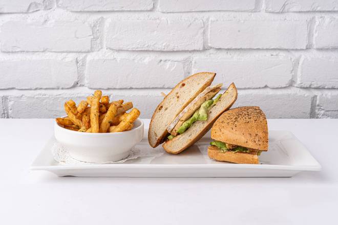 Sandwich au poulet romarin / Rosemary Chicken Sandwich