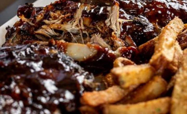 Full Rack of Ribs / Cote Levées Entieres