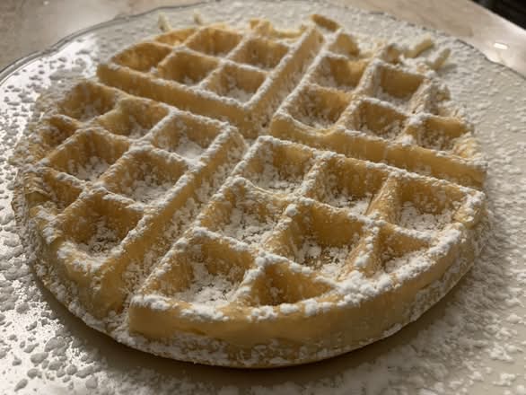 Big Belgian Waffle with syrup