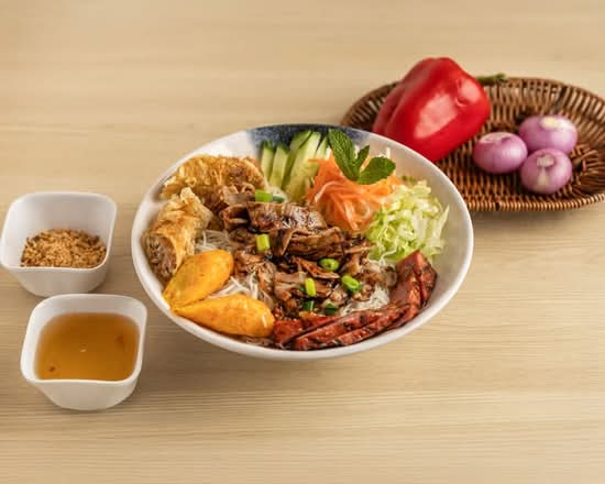 B02 House Special Vermicelli