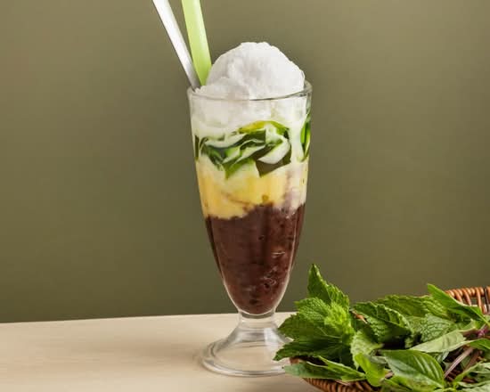 D11 Three Colour Dessert