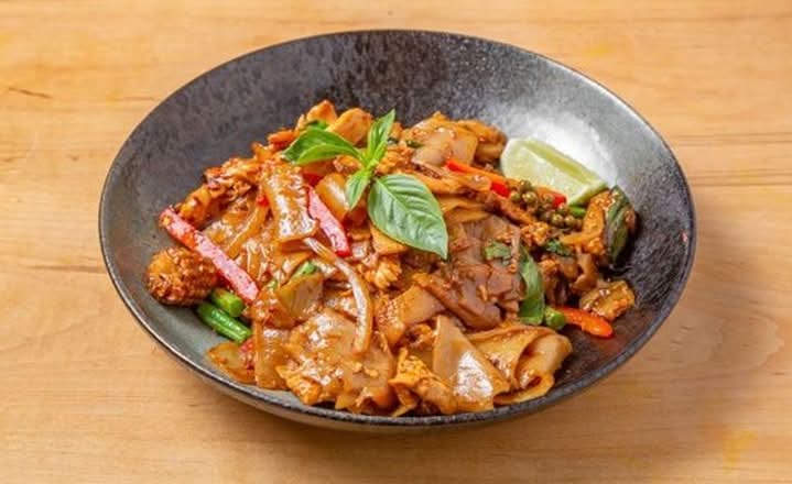 Drunken Noodles Lunch