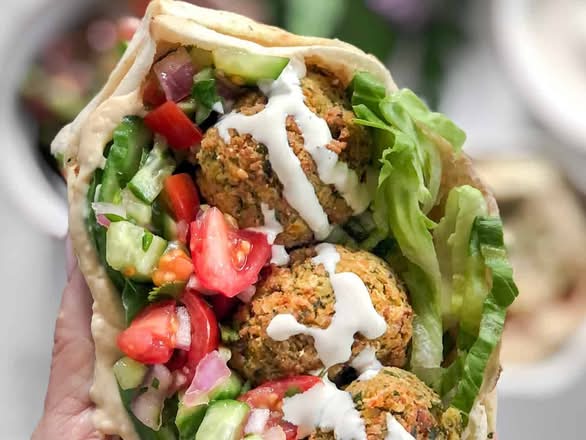 Pita Falafel*