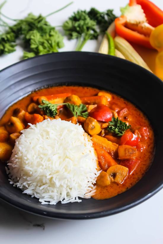 Red Curry Chicken with Rice