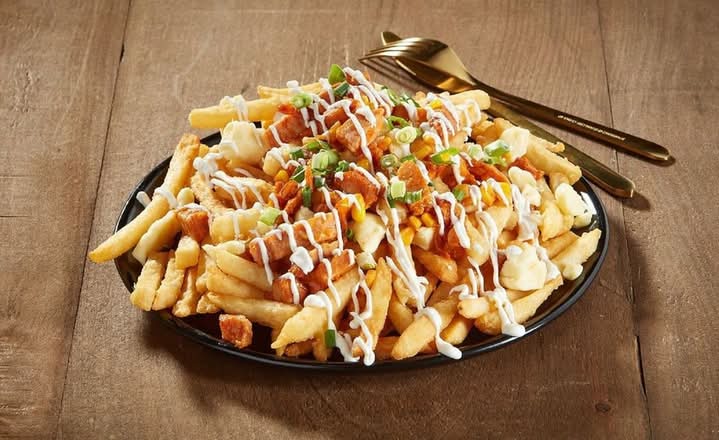 Chipotle Chicken Poutine