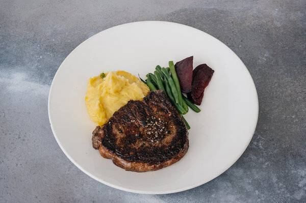 Rib Eye (13 oz)