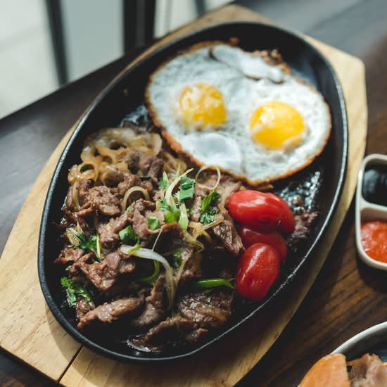 Sizzling Beef & Eggs