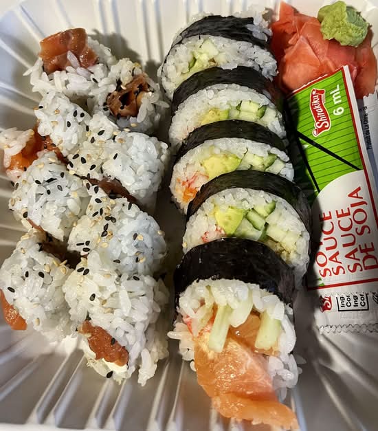 Smoked Salmon Cream Cheese (8 pcs)