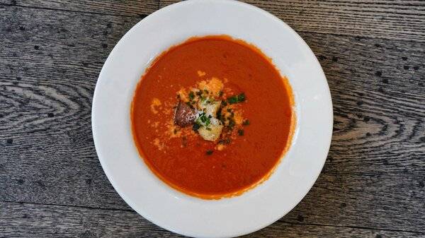 TOMATO BASIL SOUP