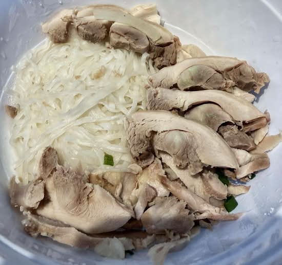 Chicken Rice Noodle Soup (Pho Ga)