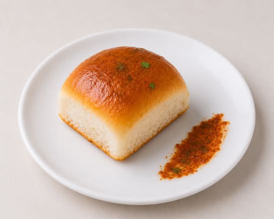 Masala Pav (1 pc)
